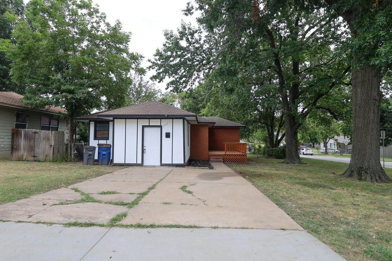 2445 S Pittsburg Ave - Photo 5 of 22