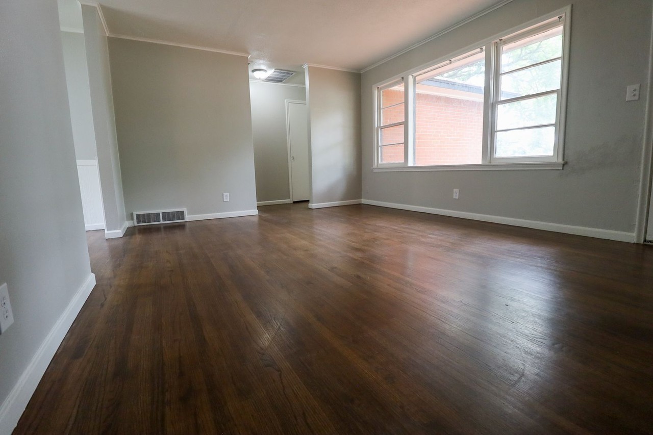 2445 S Pittsburg Ave - Photo 7 of 22