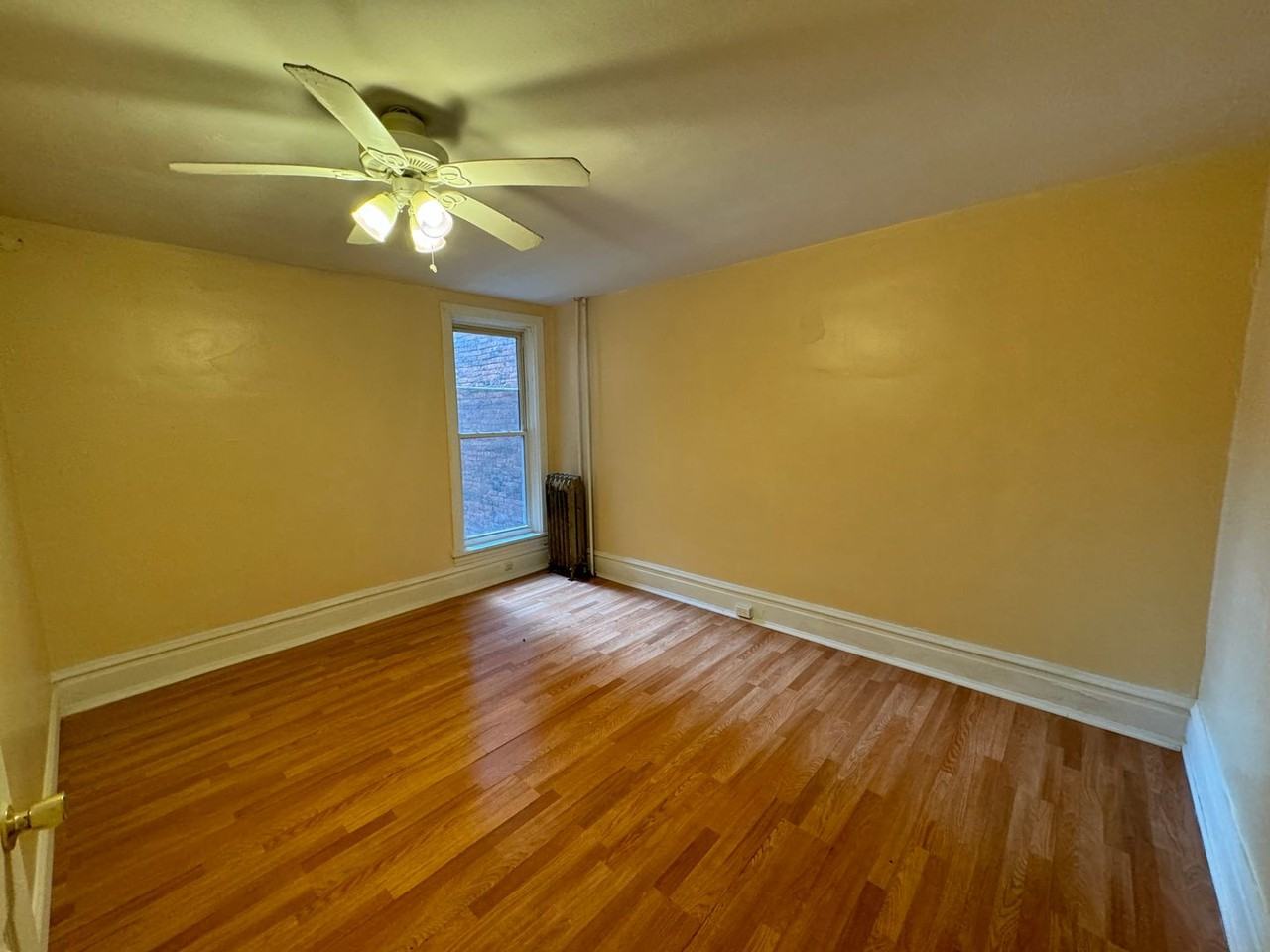 445 S 17th St - Photo 5 of 15