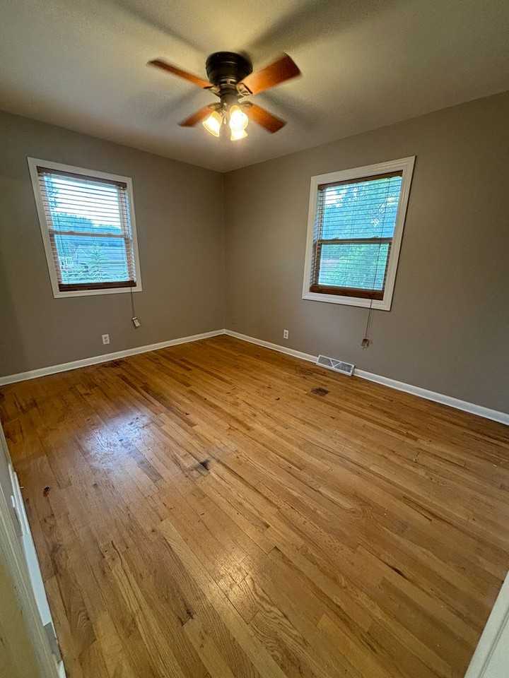 4152 Suburban Dr - Photo 6 of 18