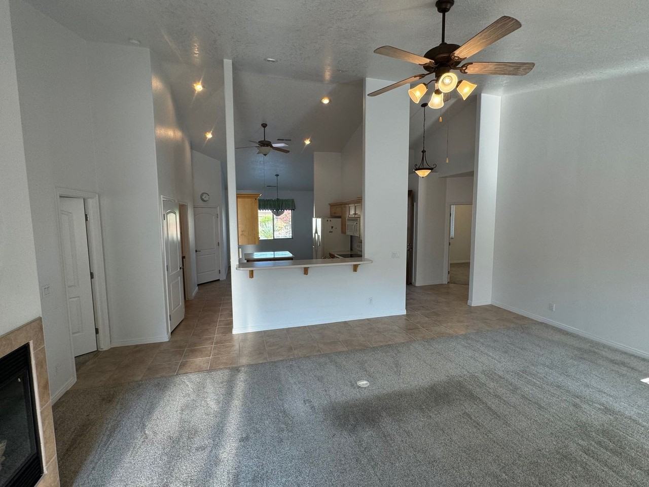 1076 N 2130 W - Photo 2 of 25