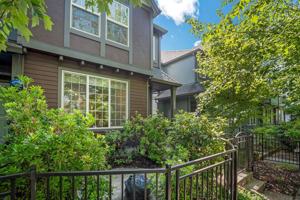 featured image of 1050 Se Alika Ave