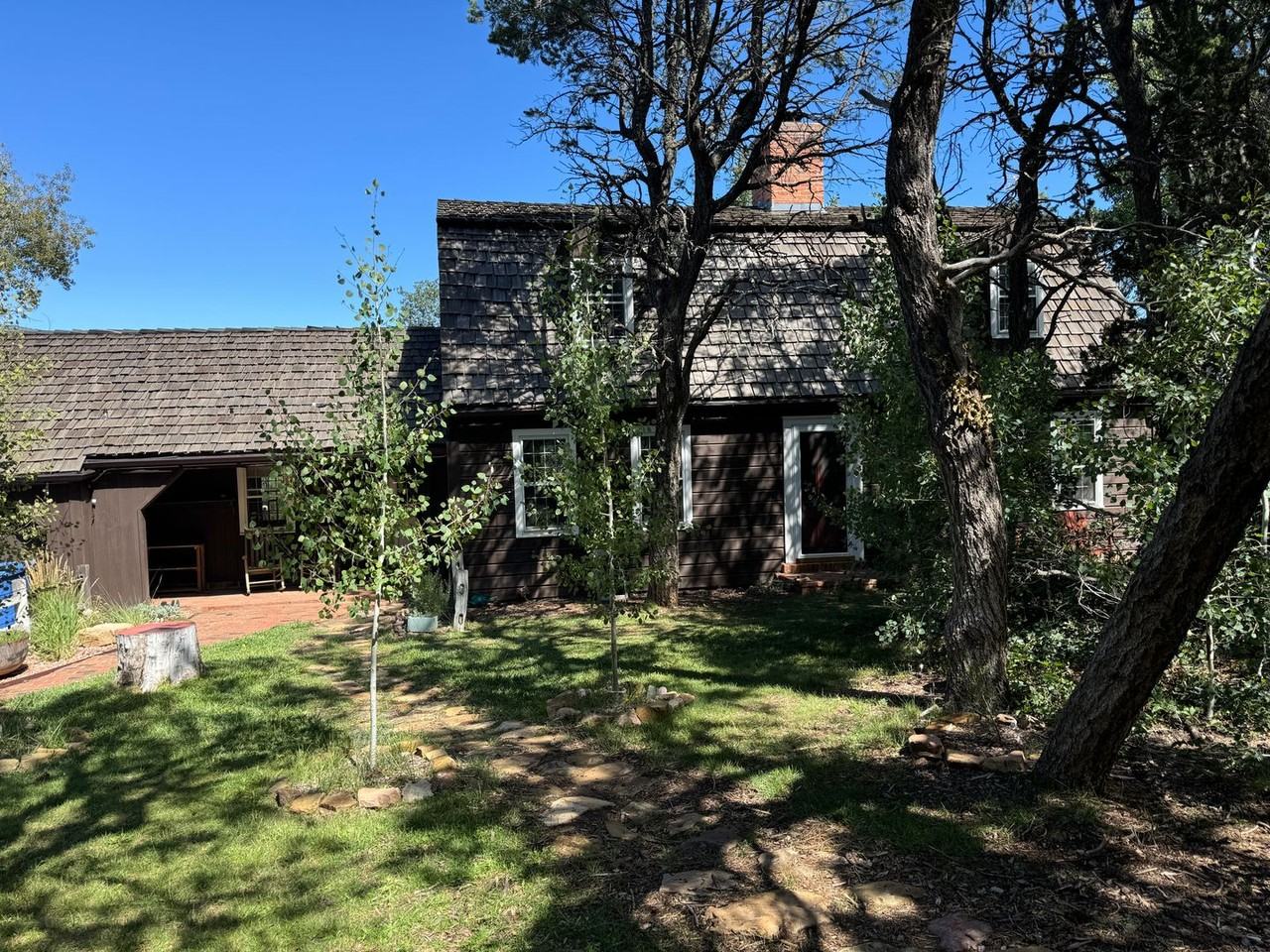 28 El Gallo Rd - Photo 2 of 24