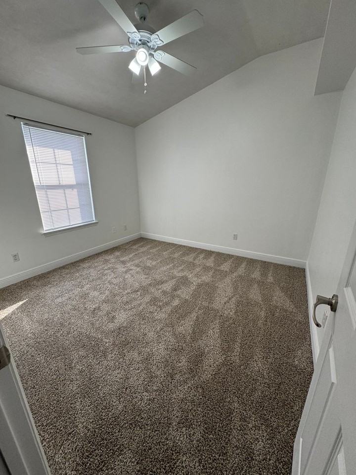 1574 Sweet Plum Cir - Photo 6 of 11