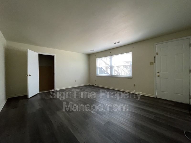 310 Key Ave - Photo 3 of 24