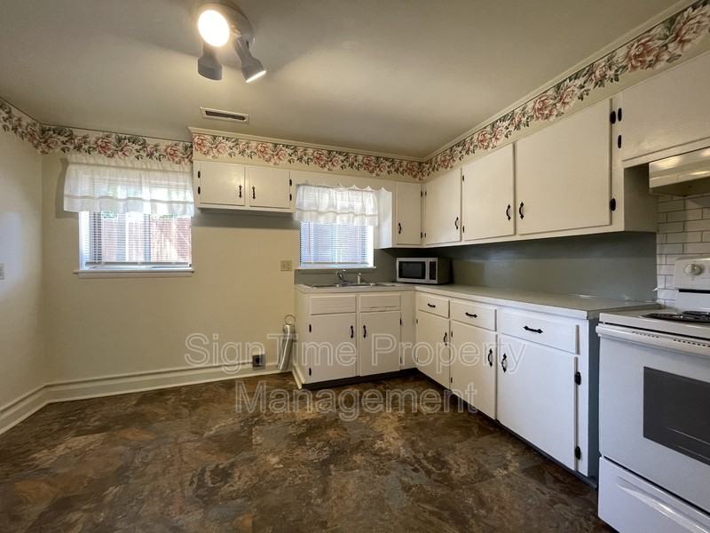 310 Key Ave - Photo 7 of 24