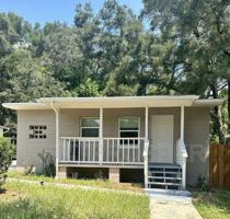 featured image of 711 W Franklin Ave