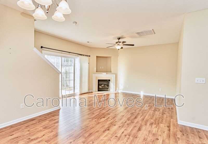 302 Waycross Ln - Photo 4 of 11