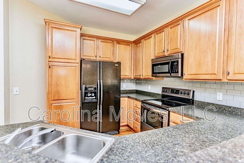 302 Waycross Ln - Photo 5 of 11