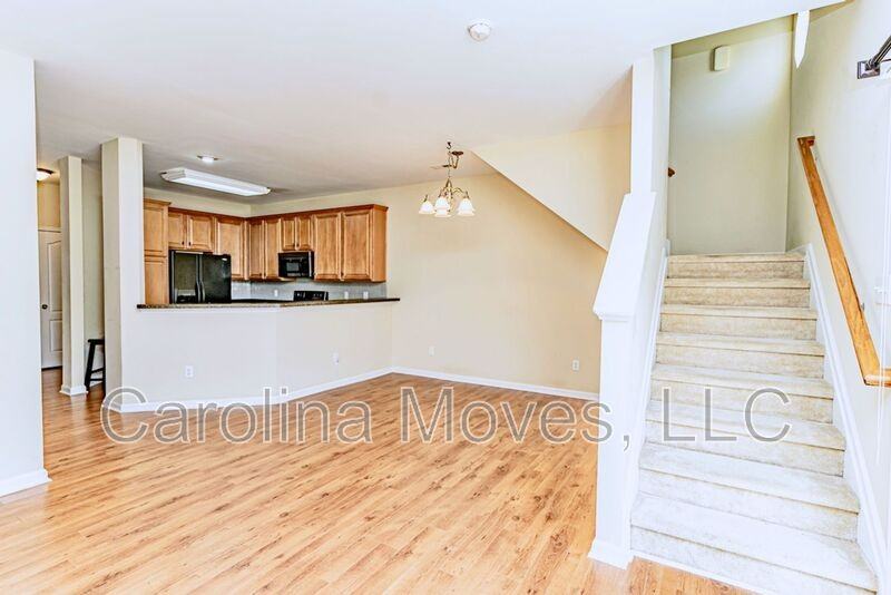 302 Waycross Ln - Photo 6 of 11