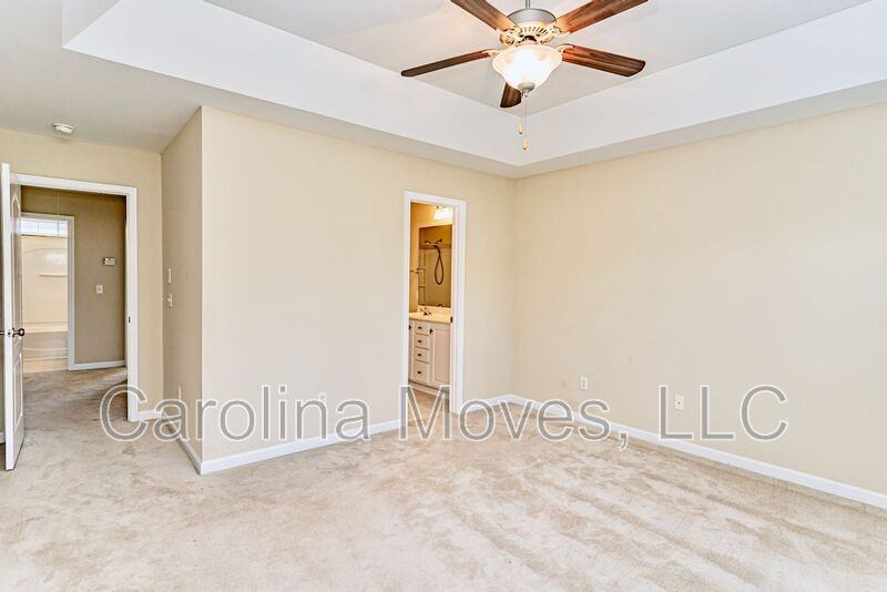 302 Waycross Ln - Photo 7 of 11