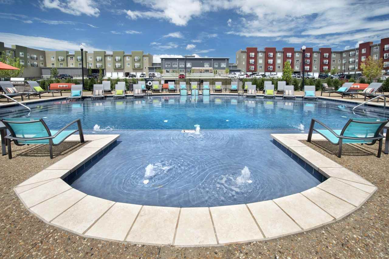 Heights At Linden Square - Photo 5 of 30