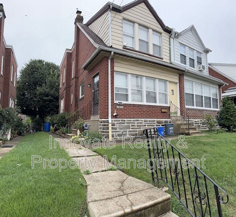 1830 Lansing St - Photo 2 of 19