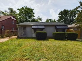 2813 E Meyer Blvd - Photo 1 of 1