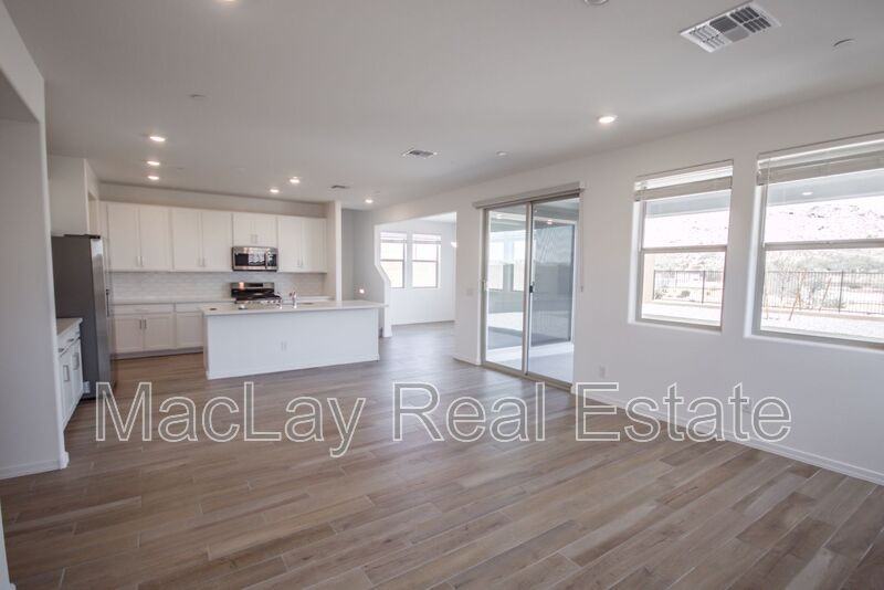 21326 W Roanoke Ave - Photo 2 of 32