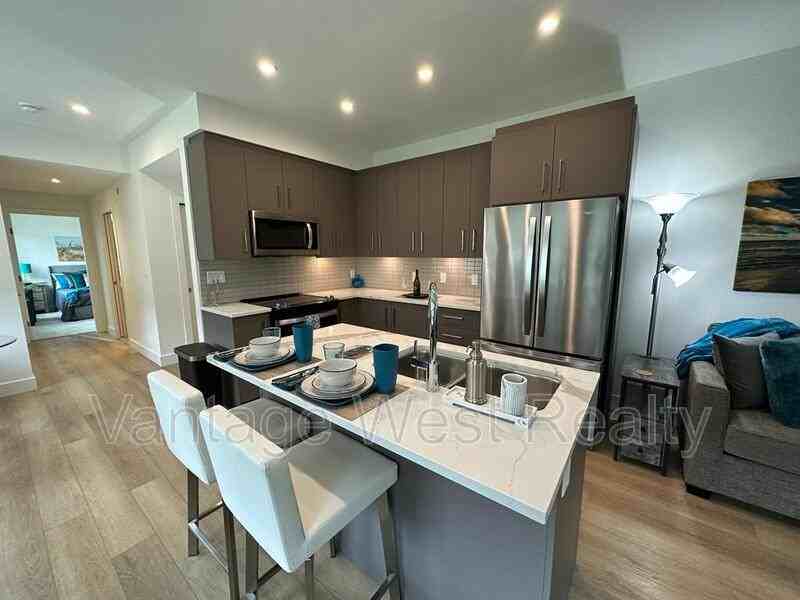 3300 Mckinley Beach Dr - Photo 3 of 26