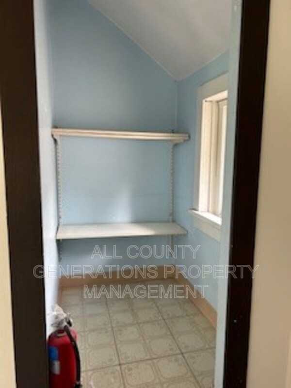 3192 W 54th St - Photo 3 of 14