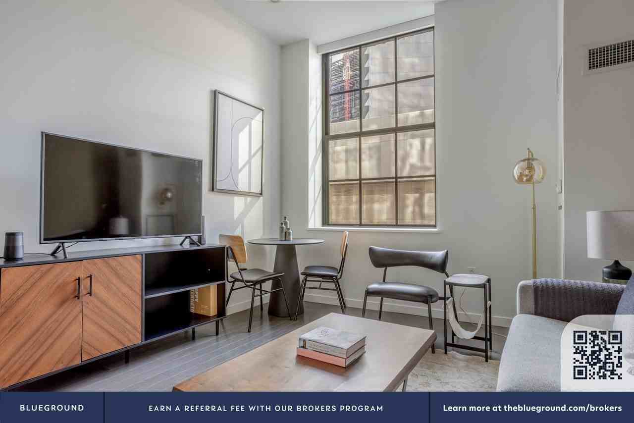 530 Atlantic Avenue - Photo 5 of 33