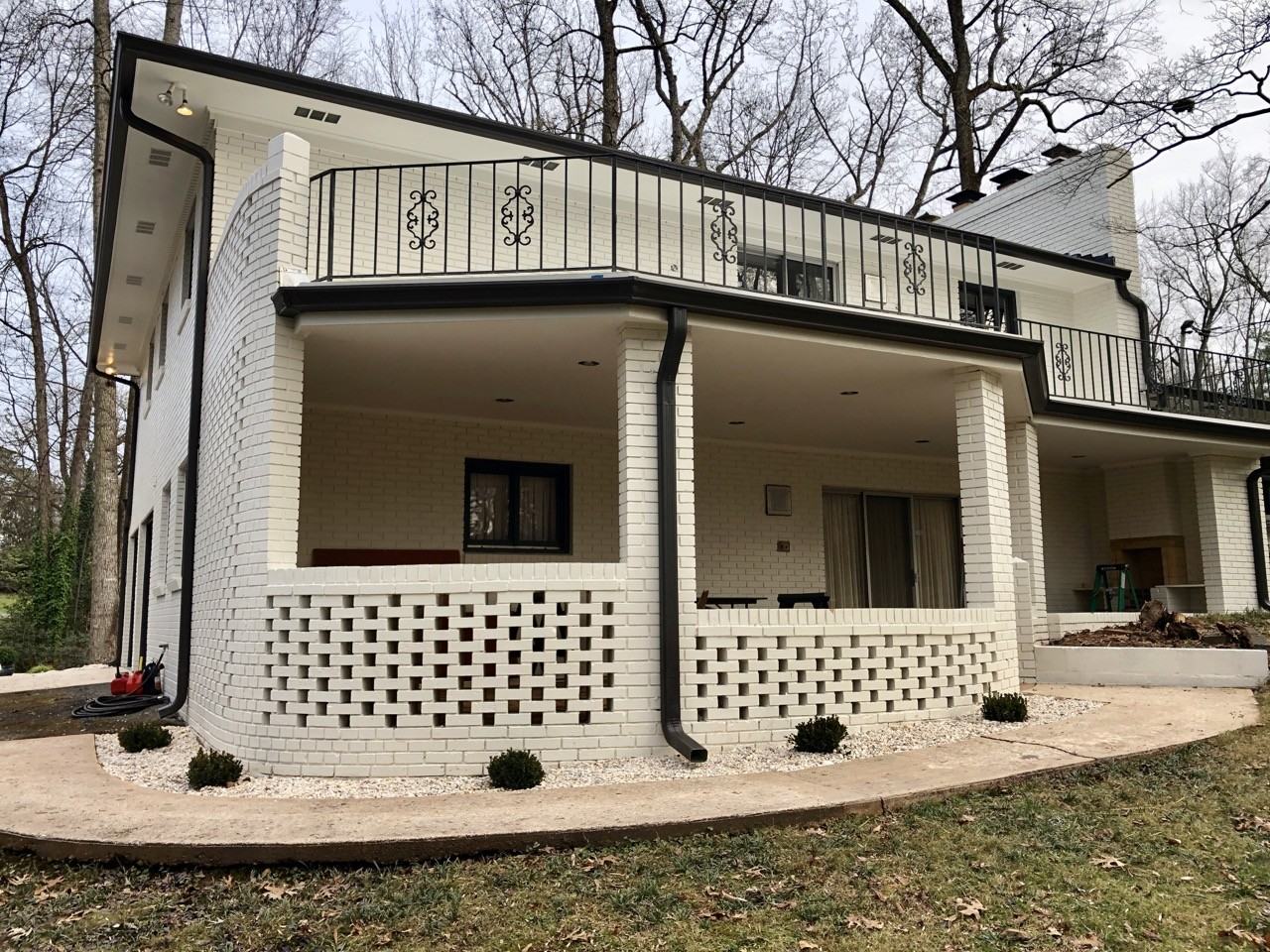 5755 Doncaster Dr #NA - Photo 7 of 49