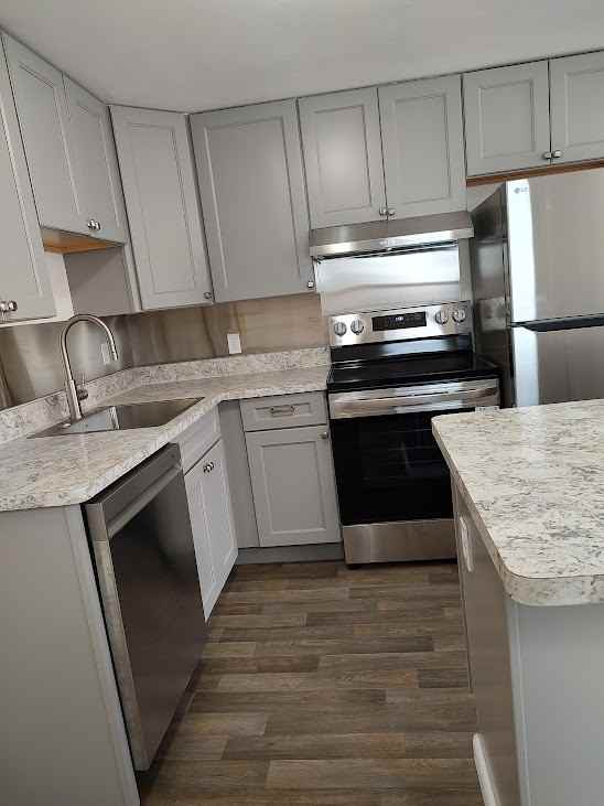 649 Old Liverpool Rd #2FL - Photo 4 of 10