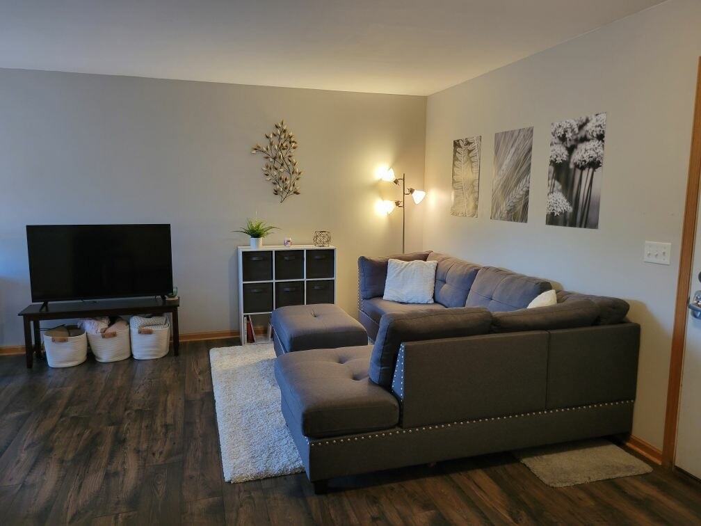 W63N541 Hanover Ave #BACK - Photo 3 of 9