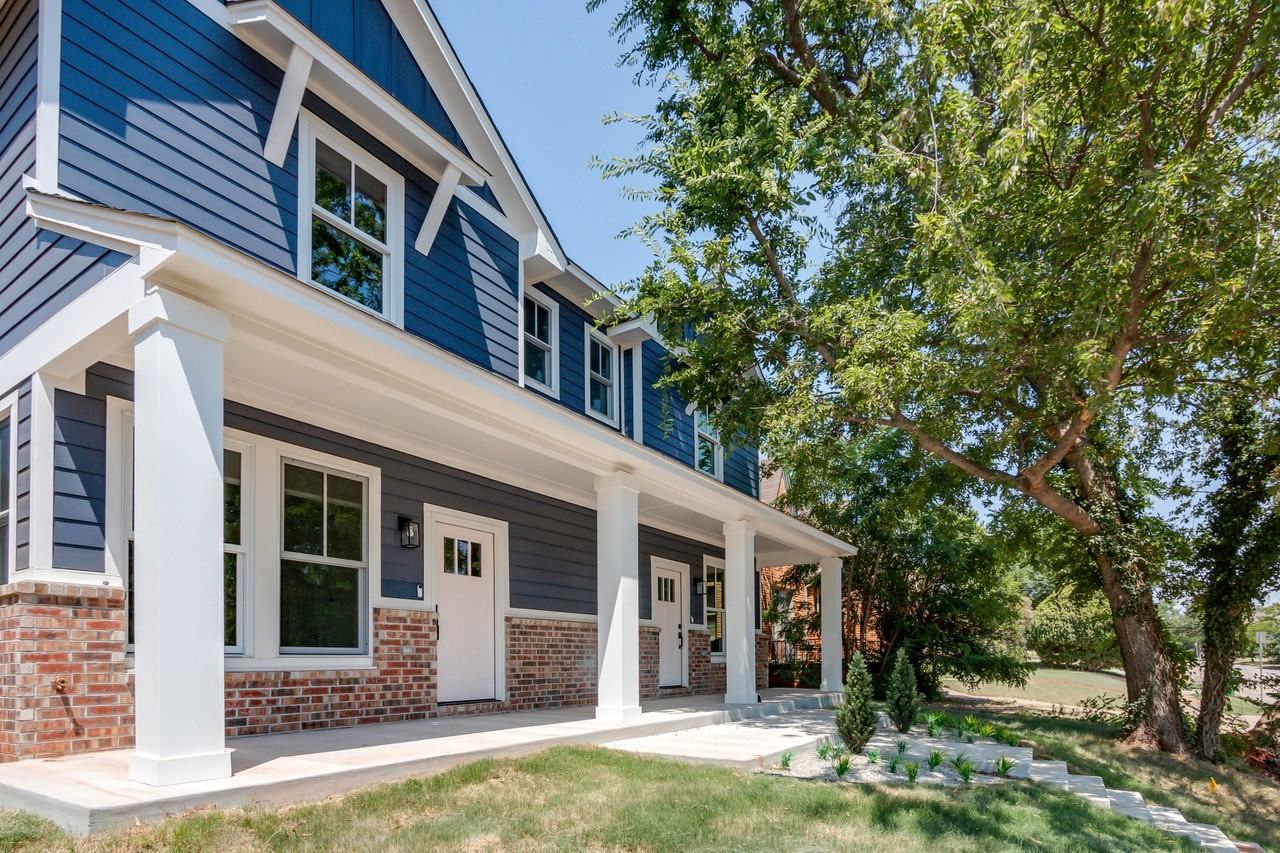 2601 N Dewey Ave #1 - Photo 2 of 24