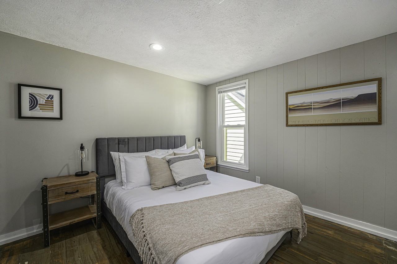 149 Valley Avenue Northwest #2 - Photo 5 of 19