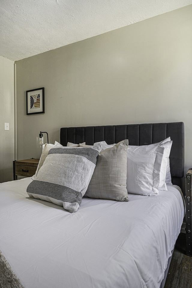 149 Valley Avenue Northwest #2 - Photo 7 of 19