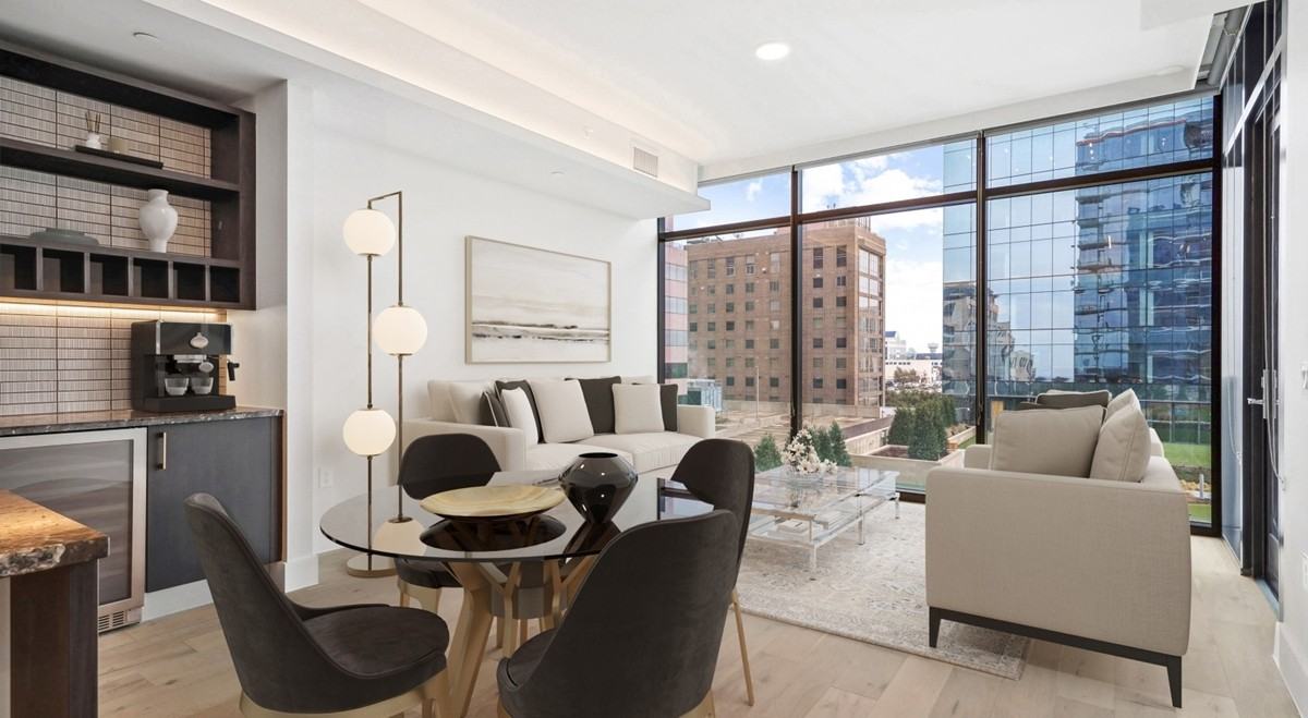 Douglas Avenue #607 - Photo 7 of 24