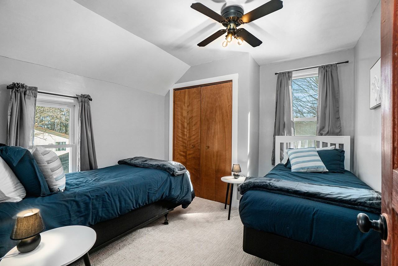 7215 Severance St #NA - Photo 7 of 35