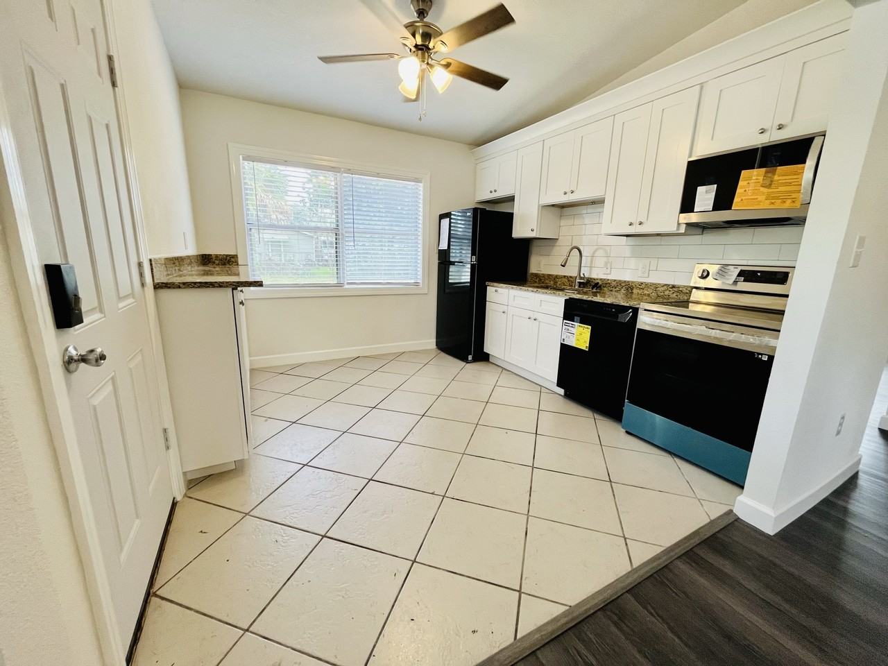 1319 E Laura St #NA - Photo 4 of 24