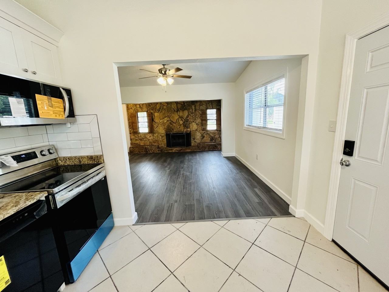 1319 E Laura St #NA - Photo 7 of 24