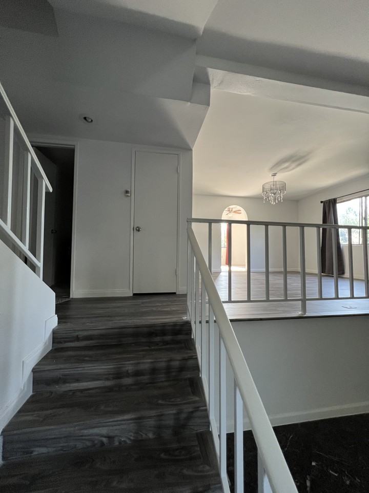 17836 Killion St - Photo 7 of 35