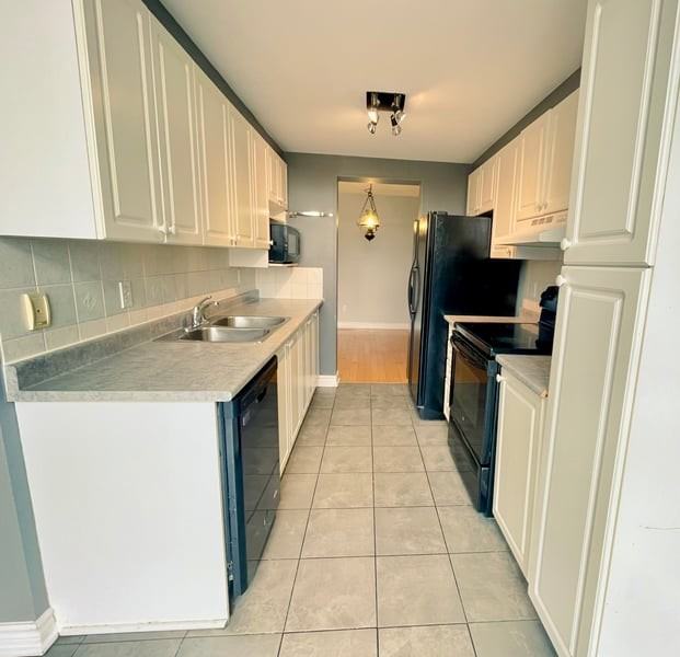 1014 Candlewood St - Photo 2 of 14