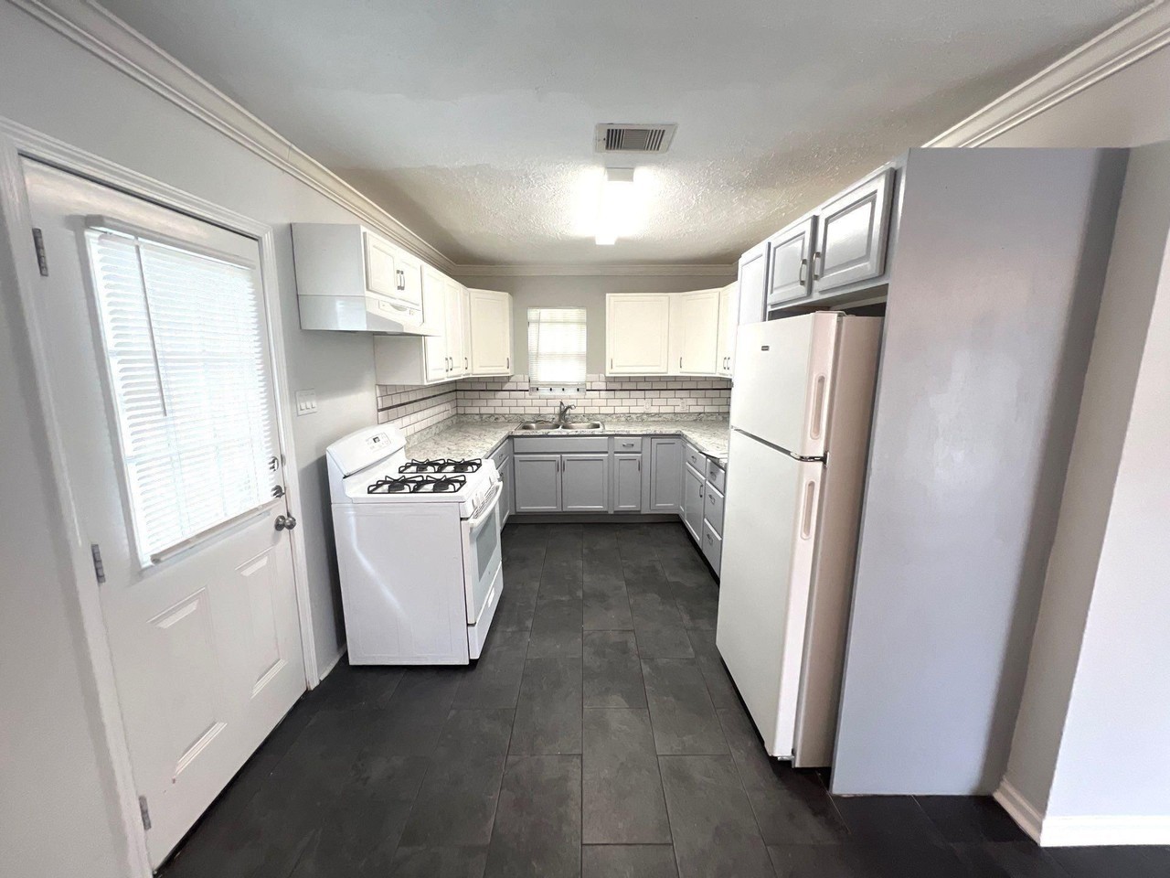 7719 Hirsch Rd Apartments - Houston TX | Zumper