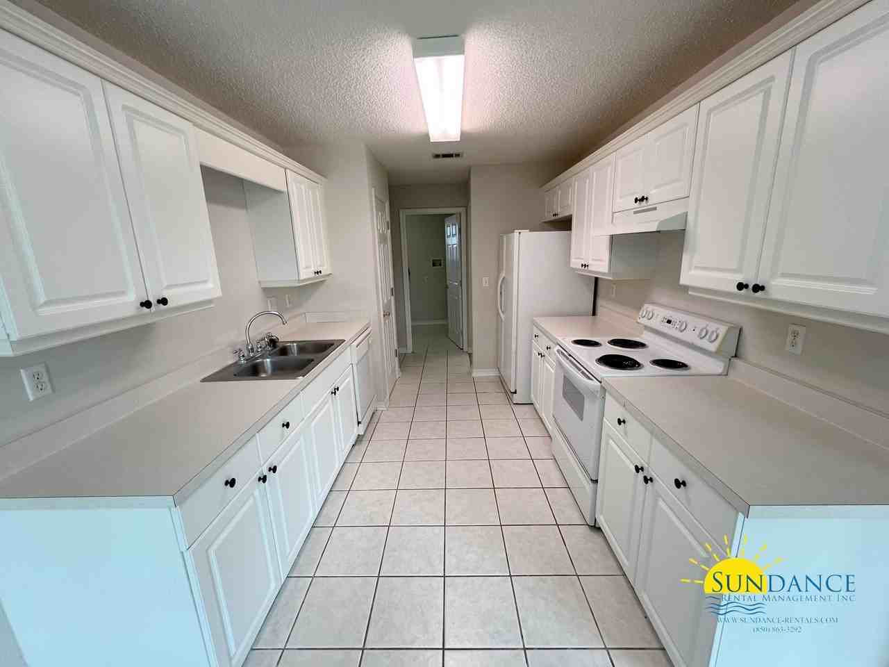 223 Westview Dr - Photo 6 of 28