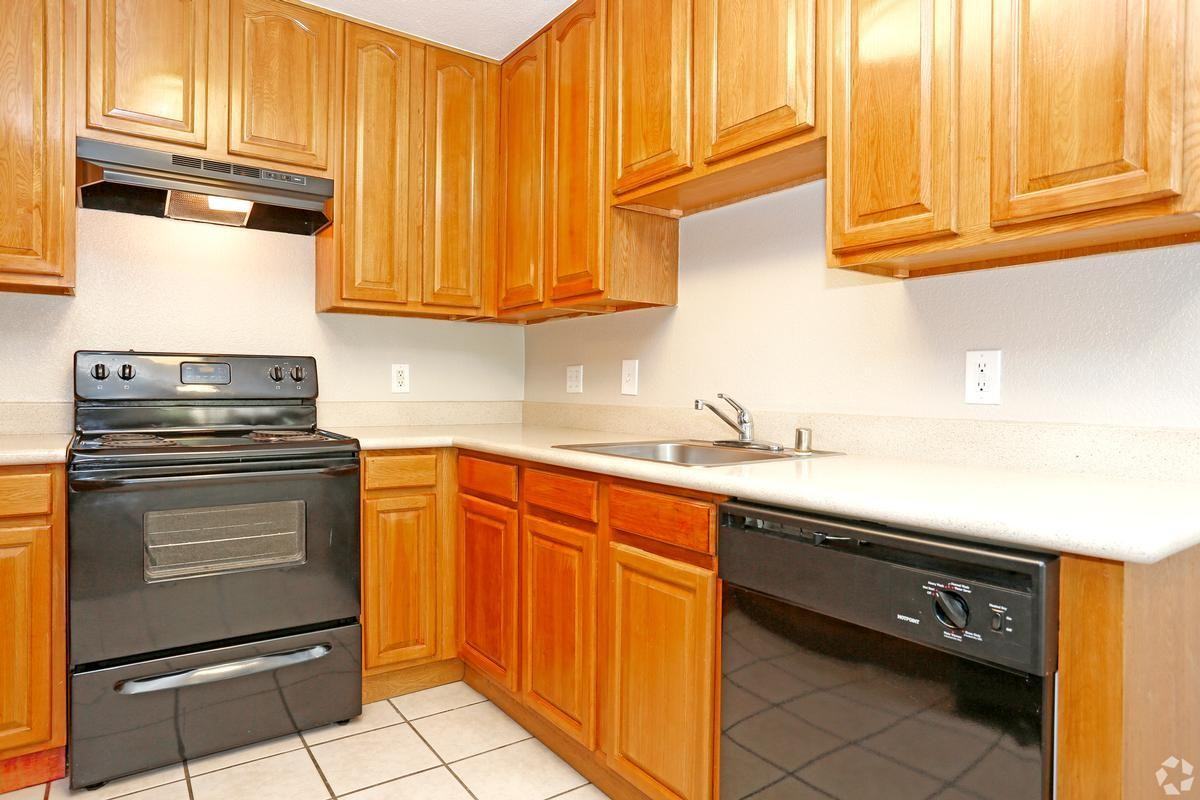 2005 San Jose Dr - Photo 7 of 16