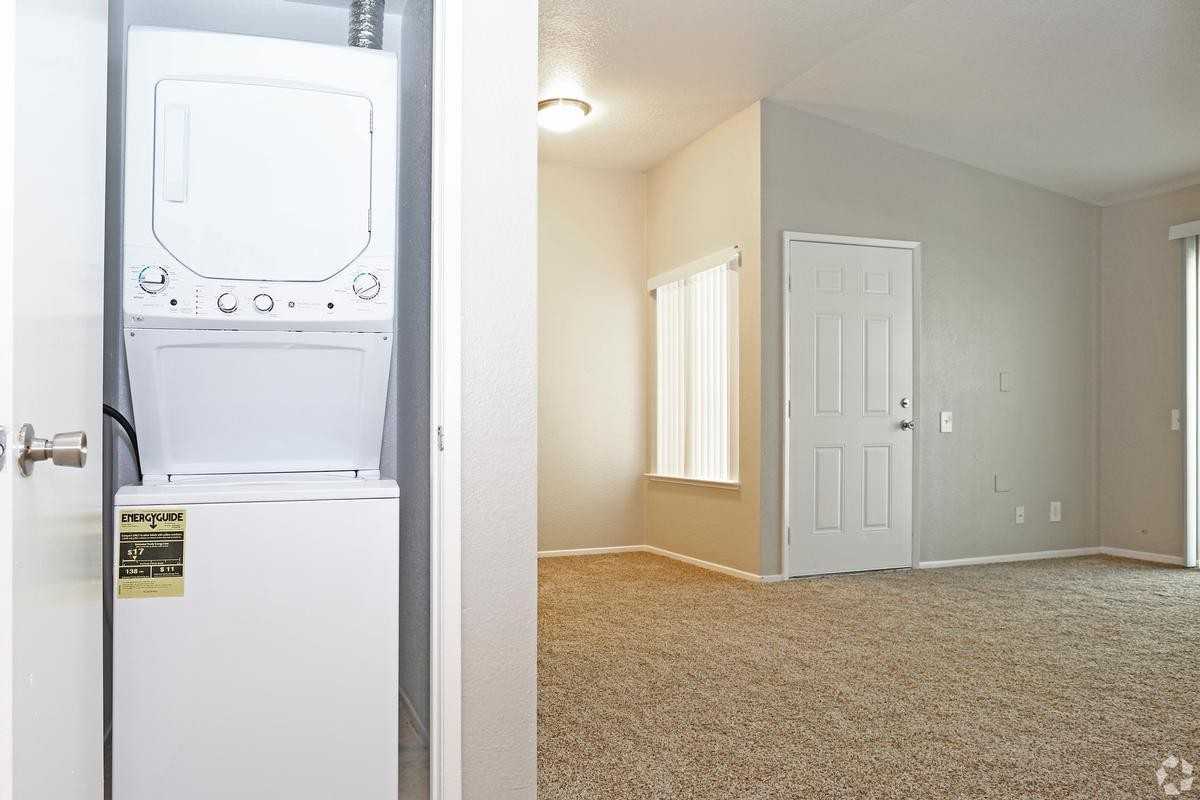 2005 San Jose Dr - Photo 6 of 16