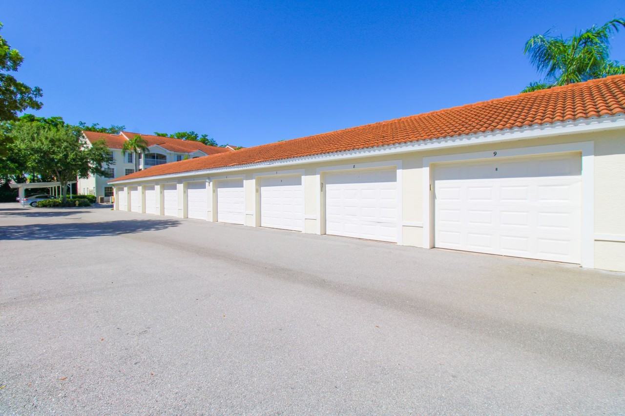 4630 Saint Croix Ln #827 - Photo 5 of 50