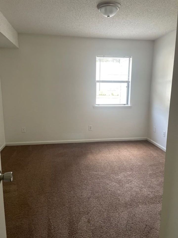 Park West Apartments of Jacksonville - Photo 5 of 10