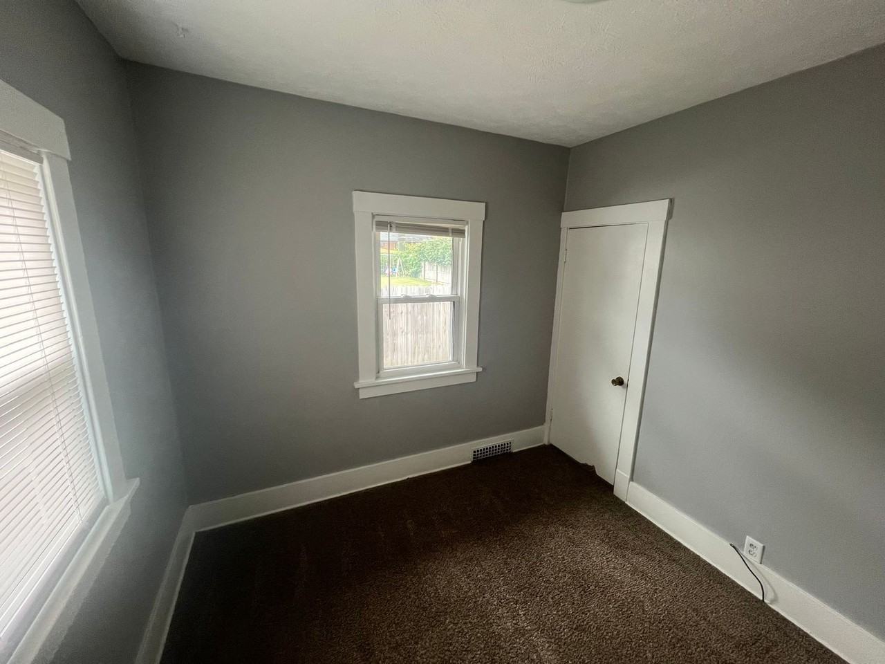 3737 J Street - Photo 7 of 21