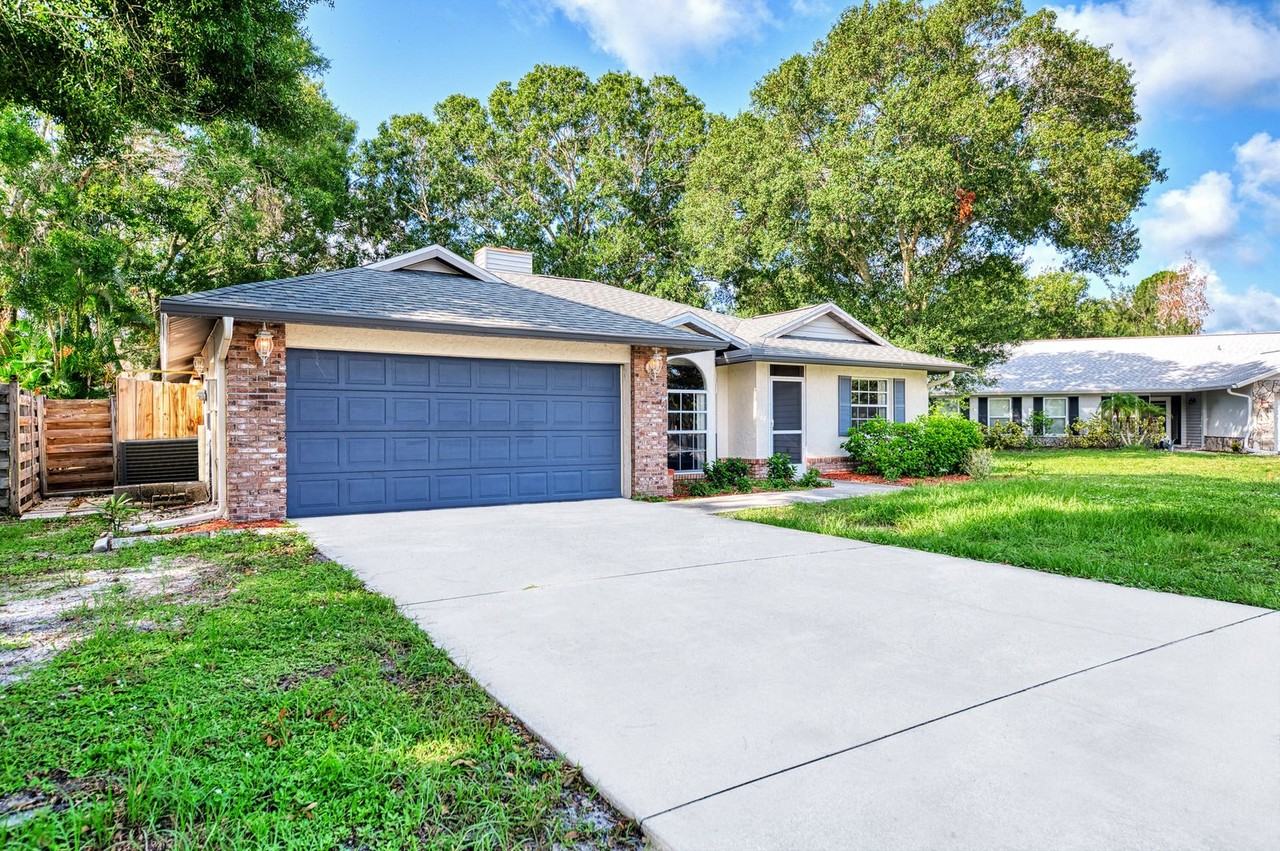 3026 Grafton St - Photo 2 of 39