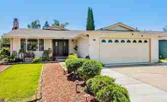 484 Broderick Dr - Photo 1 of 1