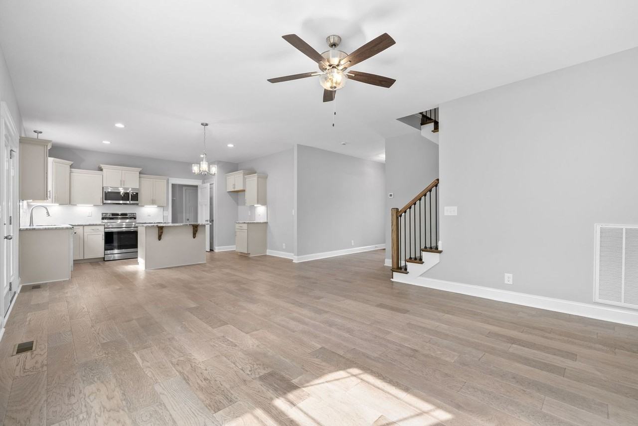 2343 Davidson Graveyard Rd - Photo 3 of 21