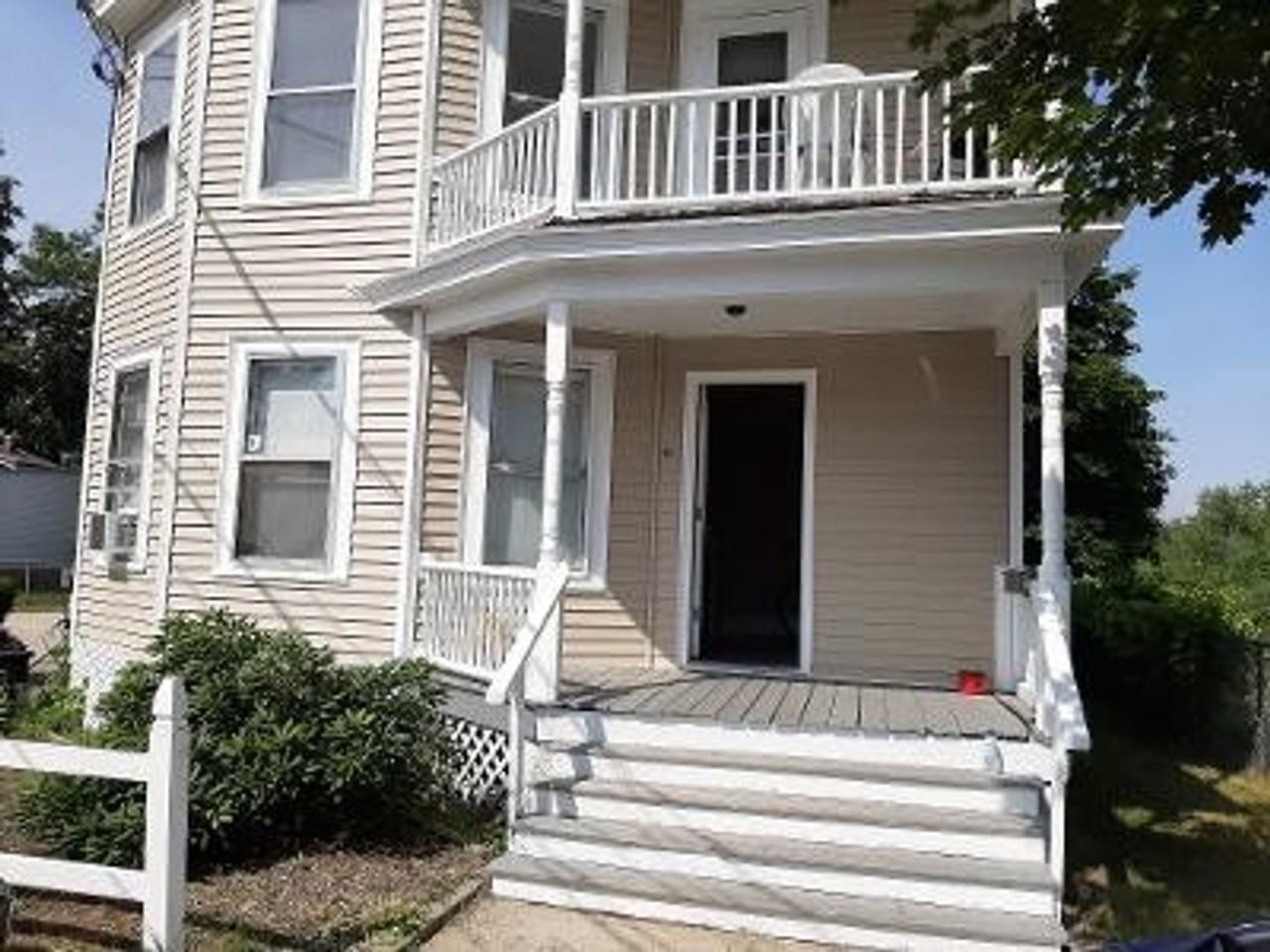 10 Cove Ct #3