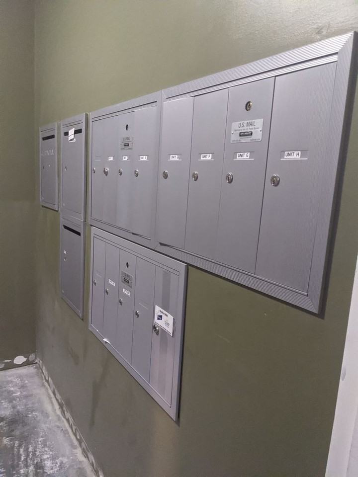 475 S Church St - Photo 6 of 27