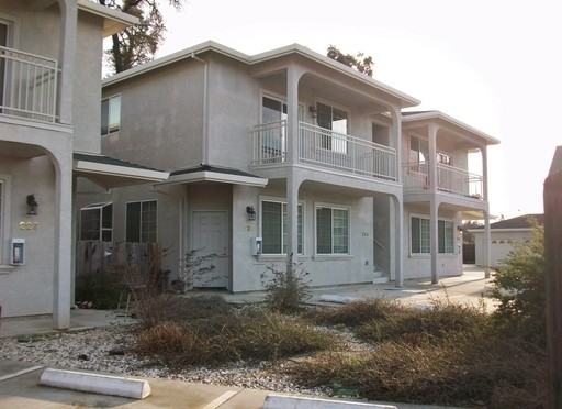 Agate Apartments - Photo 2 of 11