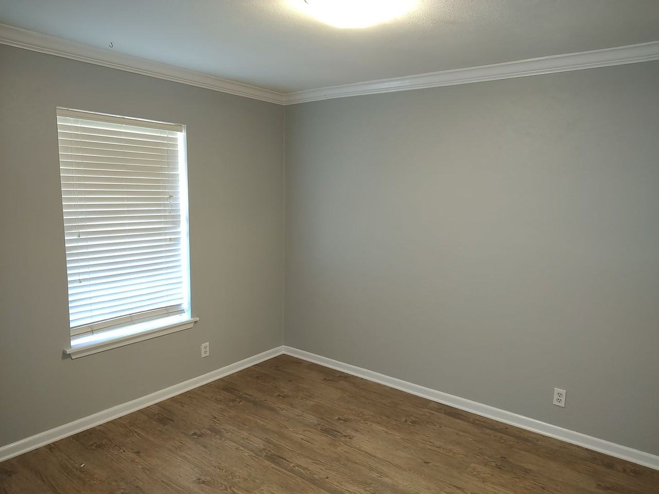3304 Woodbriar Ln - Photo 6 of 16