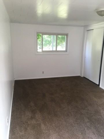 1375 Mountain View Dr - Photo 3 of 19