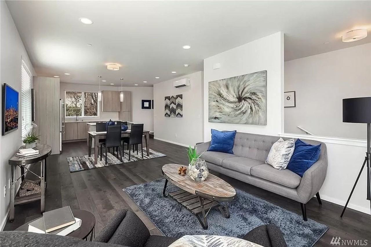 6454 Ne 181st St #104 - Photo 3 of 13